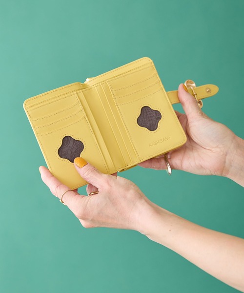 【HASHIBAMI】フラワーバックル 二つ折りウォレット(財布)|HASHIBAMI(ハシバミ) 【HASHIBAMI】フラワーバックル 二つ折りウォレット(財布)|HASHIBAMI(ハシバミ)