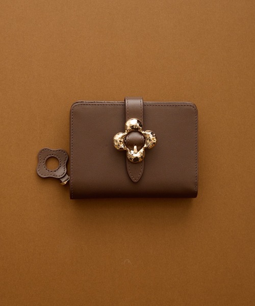 【HASHIBAMI】フラワーバックル 二つ折りウォレット(財布)|HASHIBAMI(ハシバミ) 【HASHIBAMI】フラワーバックル 二つ折りウォレット(財布)|HASHIBAMI(ハシバミ)