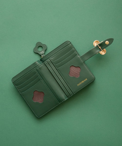 【HASHIBAMI】フラワーバックル 二つ折りウォレット(財布)|HASHIBAMI(ハシバミ) 【HASHIBAMI】フラワーバックル 二つ折りウォレット(財布)|HASHIBAMI(ハシバミ)