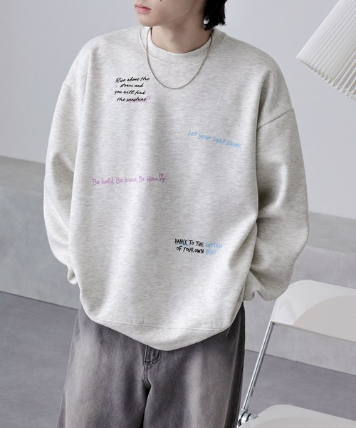 TOMMY JEANS (トミージーンズ) フロントプリント クルーネック
