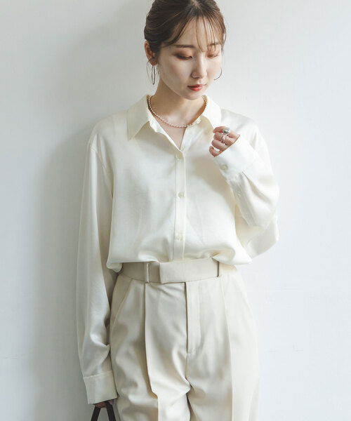 新品【ノーブル NOBLE】サテン　長袖　ブラウス　ホワイト　白　スリット　袖 セール】ナチュラルグロスサテンシャツ（シャツ/ブラウス