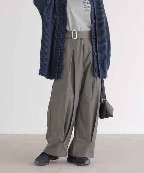 n'OrLABEL(ノアールレーベル)の「タマムシカラーツイルタックパンツ(その他パンツ・レディース・チャコール/カーキ・1/2)」の7枚目の写真