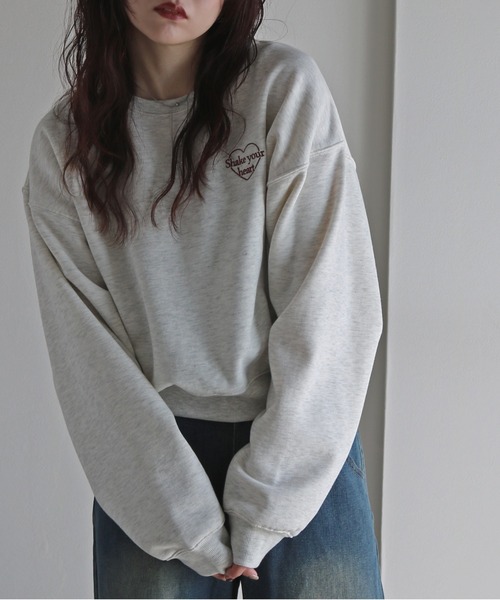 COURO(コウロ)の「メタリック刺繍クロップドスウェット(スウェット・レディース・ホワイト/チャコールグレー/ホワイト系/アイボリー系/グレー/ネイビー/オートミール/ブラック系/チャコール/ネイビー系/グレー系/ブラック・FREE)」の10枚目の写真