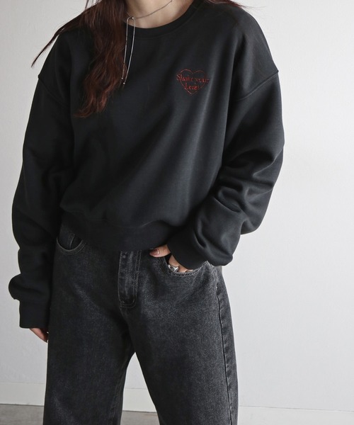 COURO(コウロ)の「メタリック刺繍クロップドスウェット(スウェット・レディース・ホワイト/チャコールグレー/ホワイト系/アイボリー系/グレー/ネイビー/オートミール/ブラック系/チャコール/ネイビー系/グレー系/ブラック・FREE)」の22枚目の写真
