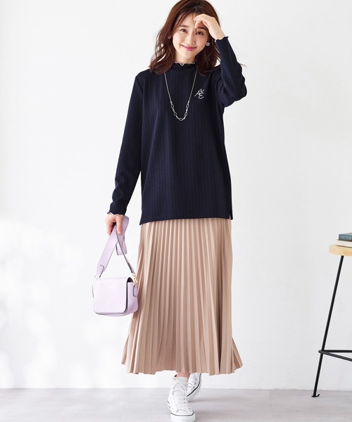 BELLUNA PLUS(ベルーナ)の「<E/A>配色使いジャカードプルオーバー(Tシャツ/カットソー・レディース・アイボリー/ライトグリーン系/ネイビー・MEDIUM/LARGE/X-LARGE)」の12枚目の写真