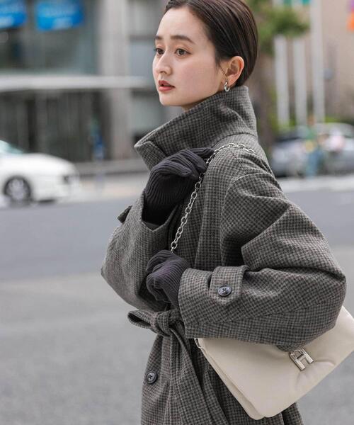 SENSE OF PLACE by URBAN RESEARCH(センスオブプレイスバイアーバンリサーチ)の「モチモチニットグローブ(手袋・レディース・チャコールグレー/レッド/オフホワイト・ONE)」の15枚目の写真
