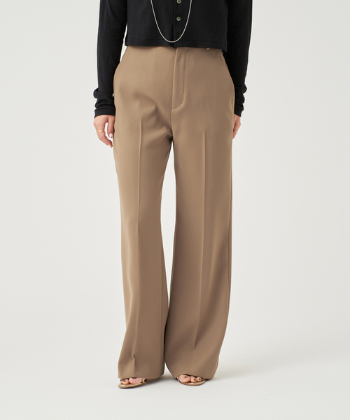 IENA LA BOUCLE（イエナラブークル）の「IENA LA BOUCLE デイリースラックス（スラックス・レディース・ネイビー/イエロー/ベージュ・34/36/38/40）」の15枚目の写真