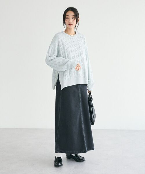 CRAFT STANDARD BOUTIQUE(クラフトスタンダードブティック)の「ケーブル柄サイドスリットニットプルオーバー(ニット/セーター・レディース・ホワイト系その他/杢グレー/ブルー・M/L/XL)」の9枚目の写真