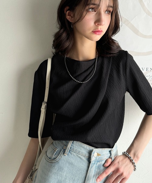classicalelf(クラシカルエルフ)の「女性らしさ格上げ。ハーフスリーブアシメドレープカットソー(Tシャツ/カットソー・レディース・アイボリー/グレイッシュベージュ/チャコール/ブラック・X-LARGE/LARGE/MEDIUM/SMALL)」の15枚目の写真