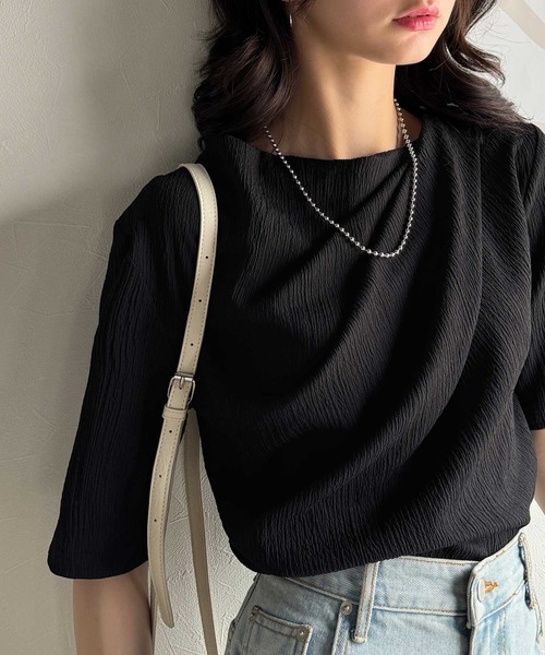 classicalelf(クラシカルエルフ)の「女性らしさ格上げ。ハーフスリーブアシメドレープカットソー(Tシャツ/カットソー・レディース・アイボリー/グレイッシュベージュ/チャコール/ブラック・X-LARGE/LARGE/MEDIUM/SMALL)」の7枚目の写真