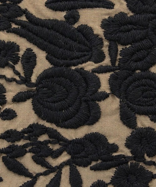 チチカカ(チチカカ)の「マチョー刺繍キャミソールワンピース【WEB限定】(ワンピース・レディース・ブラック/カーキ・FREE)」の14枚目の写真