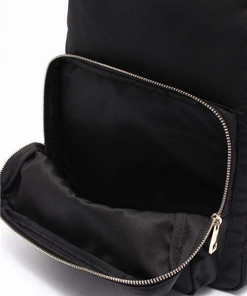 AZUL by moussy（アズールバイマウジー）の「BIGポケットナイロンリュック（ショルダーバッグ・レディース・ブラック/ネイビー・FREE）」の7枚目の写真
