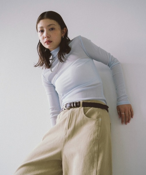 HANNE(アン)の「ハイネックシアートップス(Tシャツ/カットソー・レディース・ホワイト/ブラック/ブルー・FREE)」の1枚目の写真