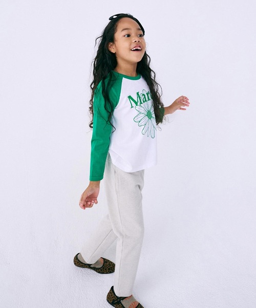 Mardi Mercredi(マルディメクルディ)の「KIDS TSHIRT RAGLAN FLOWERMARDI / キッズ Tシャツ ラグラン フラワーマルディ(Tシャツ/カットソー・キッズ・ネイビー/ブラック/ピンク/グリーン・110cm/100cm/130cm/120cm)」の15枚目の写真