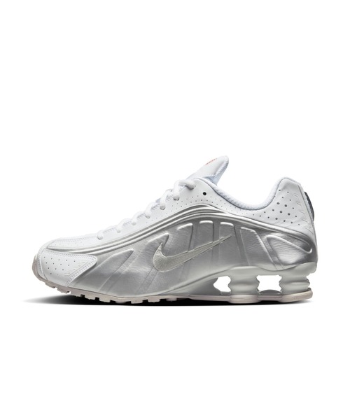 [NIKE] ナイキ ショックス R4 メンズ スニーカー HQ1988-101 SHOX R4 HQ1988-101（スニーカー）｜NIKE（ナイキ）の