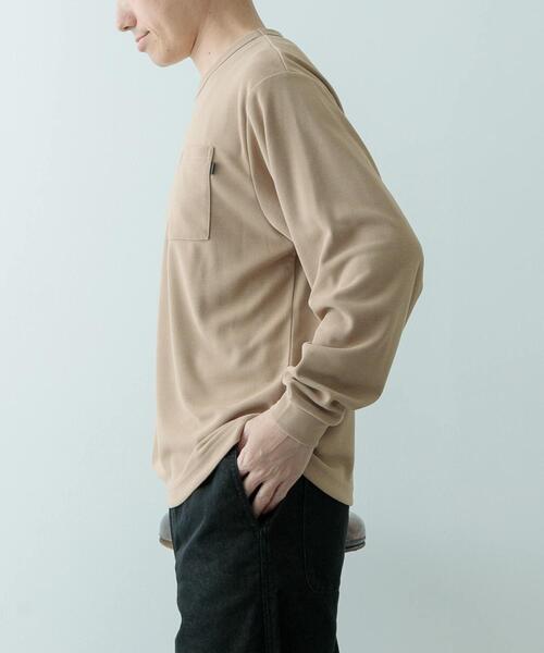 ITEMS URBANRESEARCH(アイテムズ アーバンリサーチ)の「『速乾/イージーケア/UVカット』高機能ポンチロングスリーブカットソー(Tシャツ/カットソー・メンズ・ブラック/ベージュ/ホワイト・MEDIUM/LARGE)」の21枚目の写真