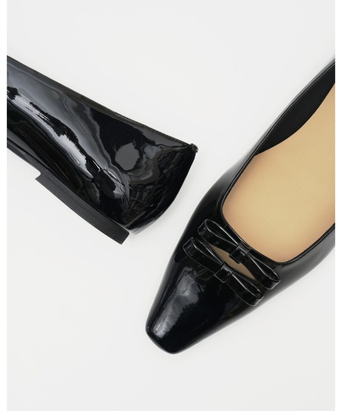 Emma Francis（エマフランシス）の「ダブルリボン フラットパンプス（パンプス・レディース・レッド/ブラック/ホワイト・23.0cm/23.5cm/24.0cm/24.5cm/25.0cm/22.5cm/22.0cm）」の15枚目の写真