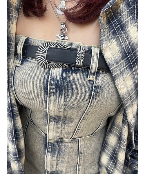 EVRIS(エヴリス)の「デニムベアロンパース(つなぎ/オールインワン・レディース・ベージュ/ブルー/ブラック・MEDIUM/SMALL)」の17枚目の写真