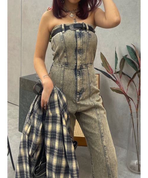 EVRIS(エヴリス)の「デニムベアロンパース(つなぎ/オールインワン・レディース・ベージュ/ブルー/ブラック・MEDIUM/SMALL)」の4枚目の写真