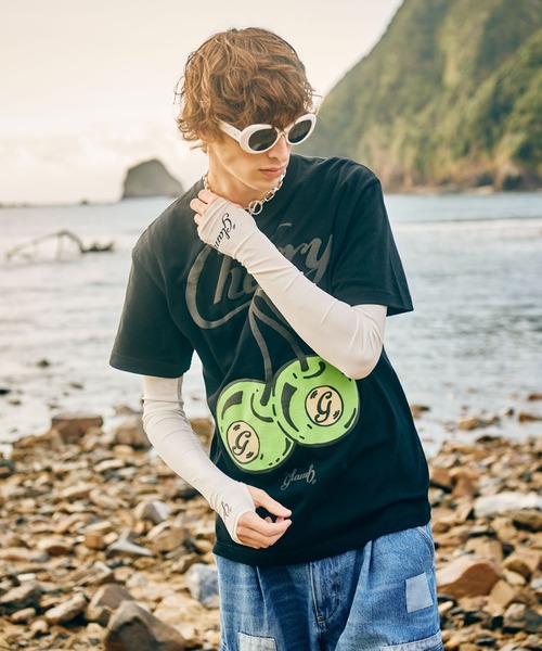glamb（グラム）の「Spin Logo Arm Cover / スピンロゴアームカバー（アームカバー・メンズ・ホワイト/ブラック・FREE）」の9枚目の写真