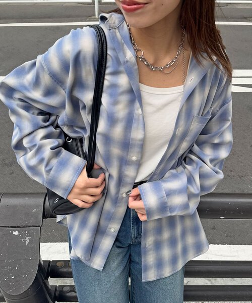 CIAOPANIC（チャオパニック）の「オンブレチェックシャツ（シャツ/ブラウス・レディース・ホワイト/ブラック/ブラウン/グレー/ピンク/ブルー/ミント・MEDIUM/LARGE）」の11枚目の写真