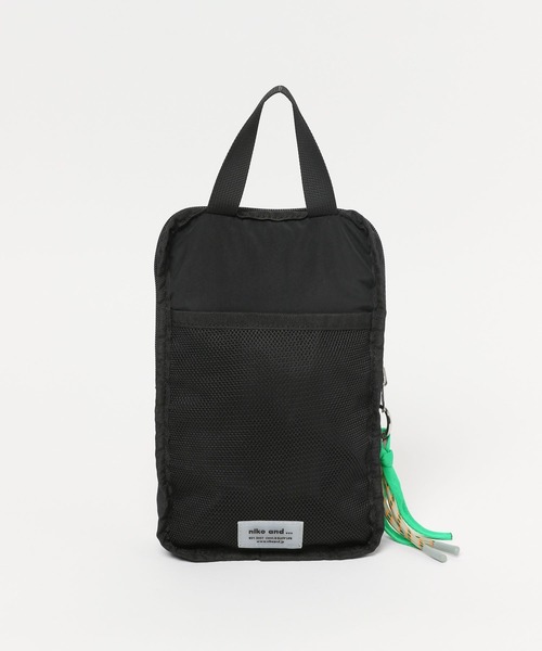 niko and...(ニコアンド)の「オリジナルライトパッカブルデイパック(バックパック/リュック・レディース・ブラック/オリーブ・0)」の13枚目の写真