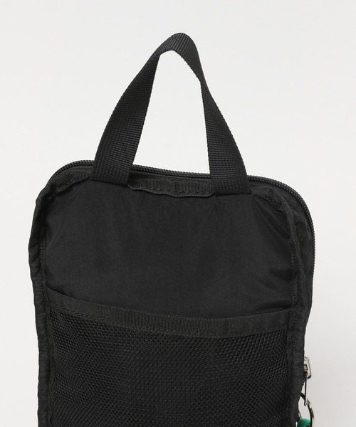 niko and...(ニコアンド)の「オリジナルライトパッカブルデイパック(バックパック/リュック・レディース・ブラック/オリーブ・0)」の16枚目の写真