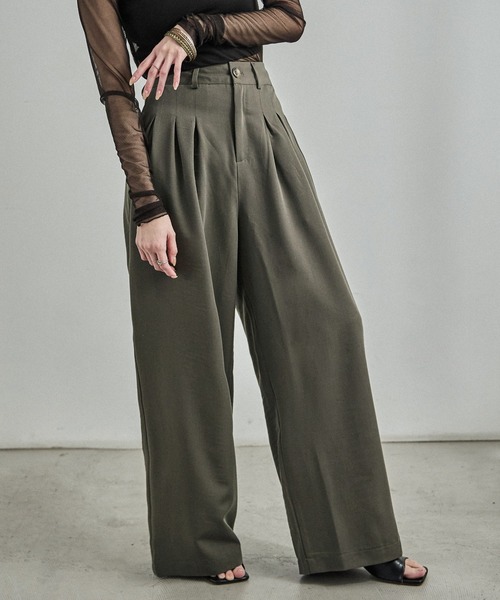 Fashion Letter(ファッションレター)の「フロントタックワイドスラックス(スラックス・レディース・グレイッシュベージュ/アイボリー/チャコールグレー・M)」の9枚目の写真