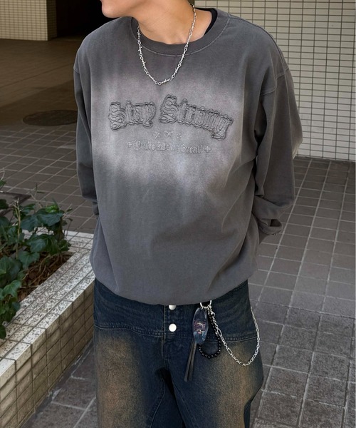 sedacle girl(セダクルガール)の「スプレーアップリケロンT(Tシャツ/カットソー・メンズ・パープル/マスタード/チャコールグレー・SMALL/MEDIUM/LARGE)」の1枚目の写真