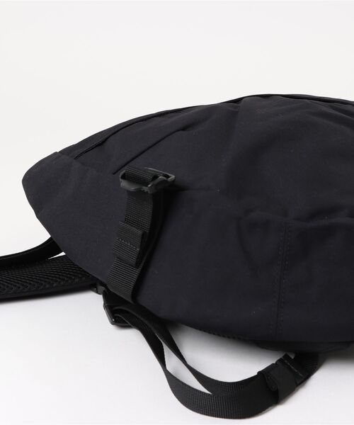 Gramicci(グラミチ)の「【63】【GRAMICCI(グラミチ) 】CORDURA SLING BAG(ボディバッグ/ウエストポーチ・メンズ・ブラック/オリーブ・FREE)」の11枚目の写真