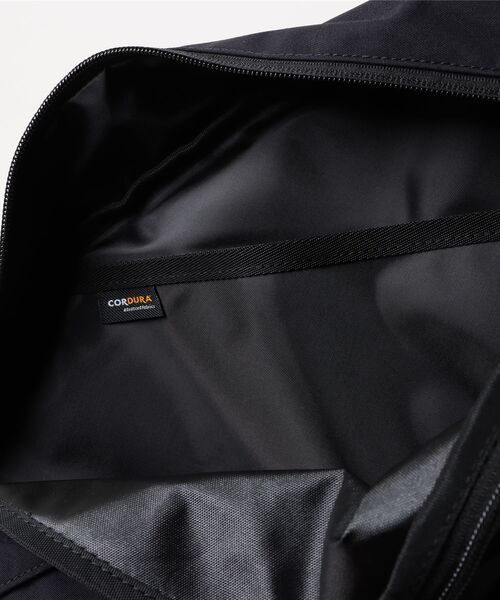 Gramicci(グラミチ)の「【63】【GRAMICCI(グラミチ) 】CORDURA SLING BAG(ボディバッグ/ウエストポーチ・メンズ・ブラック/オリーブ・FREE)」の12枚目の写真