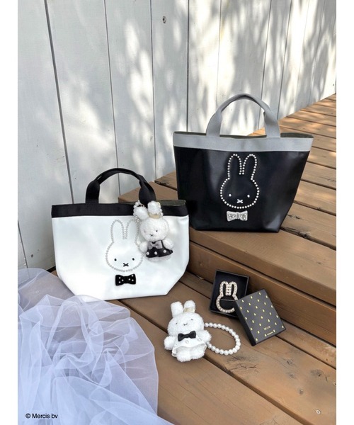 ミーア & ミッフィーMIIA×miffyコラボバッグチャームセットノベルティ付 ?media_id=3370582524972777800