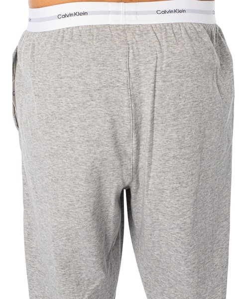 Calvin Klein（カルバン・クライン）の「【 Calvin Klein / カルバン クライン 】- メンズ スウェット ジョガー パンツ ラウンジウェア（スウェットパンツ・メンズ・ブラック/グレー・M/S/L）」の12枚目の写真