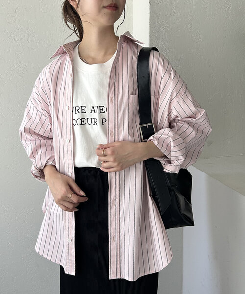 DISCOAT(ディスコート)の「【WEB限定】VIVREロゴプリントTシャツ(Tシャツ/カットソー・レディース・ホワイト/ホワイト系その他/ネイビー・MEDIUM)」の9枚目の写真