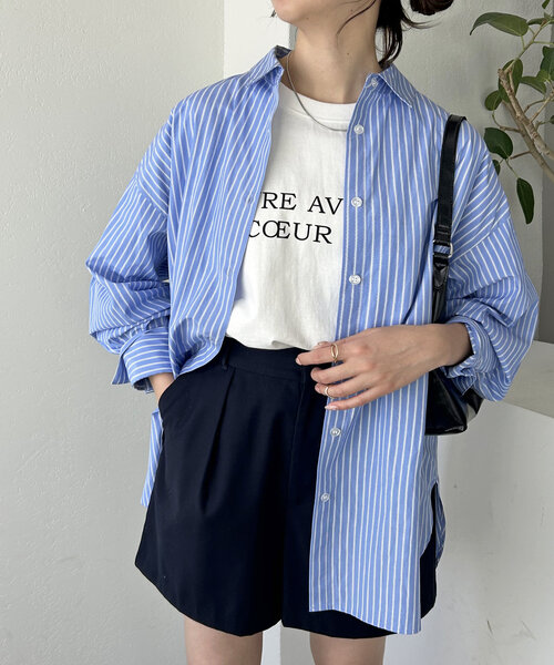 DISCOAT(ディスコート)の「【WEB限定】VIVREロゴプリントTシャツ(Tシャツ/カットソー・レディース・ホワイト/ホワイト系その他/ネイビー・MEDIUM)」の12枚目の写真