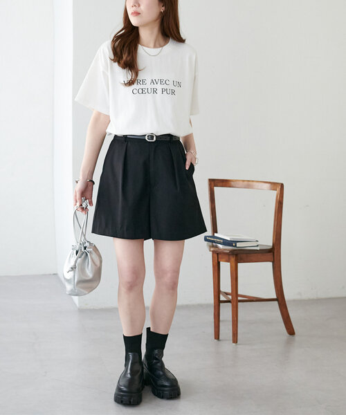 DISCOAT(ディスコート)の「【WEB限定】VIVREロゴプリントTシャツ(Tシャツ/カットソー・レディース・ホワイト/ホワイト系その他/ネイビー・MEDIUM)」の14枚目の写真