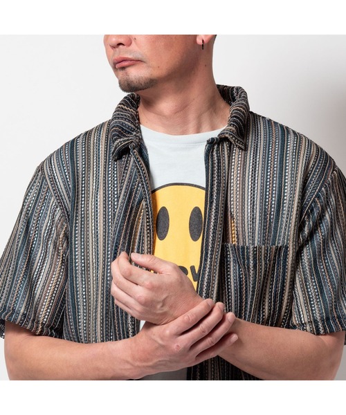 BAYBLO（ベイブロ）の「(SA) レースシアー 総柄 半袖シャツ（シャツ/ブラウス・メンズ・ホワイト系その他/レッド系その他/グリーン系その他/ブラウン系その他・L/M/LL）」の3枚目の写真