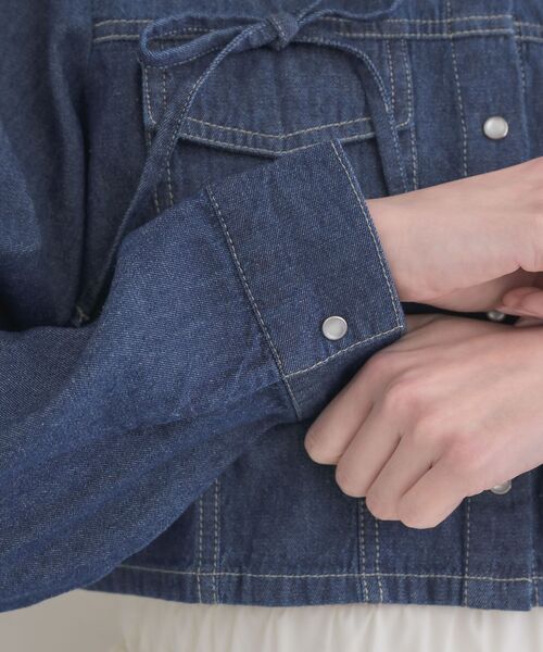 ems excite（エムズエキサイト）の「リボン付デニムSH（シャツ/ブラウス・レディース・インディゴブルー/ブラック/ホワイト系その他・FREE）」の8枚目の写真
