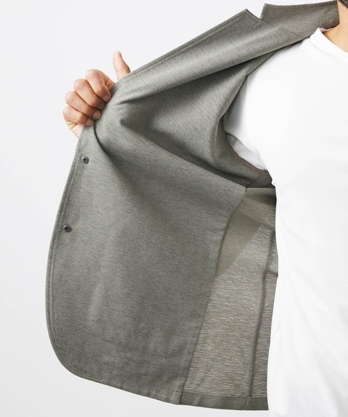 MICHEL KLEIN HOMME (ミッシェルクランオム)の「カットコンバーチブルジャケット(テーラードジャケット・メンズ・ホワイト/ブラック/カーキ・MEDIUM/LARGE/X-LARGE)」の17枚目の写真