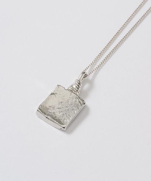 square motif necklace / スクエアモチーフネックレス