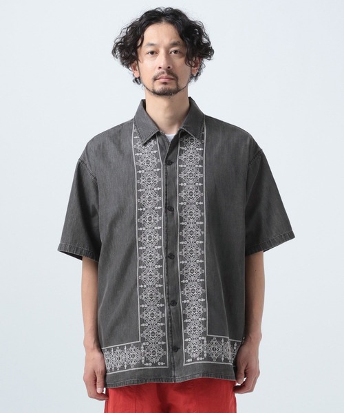BAYFLOW(ベイフロー)の「インディアパターン刺繍シャツ(シャツ/ブラウス・メンズ・ブルー/ブラック・MEDIUM/LARGE)」の10枚目の写真