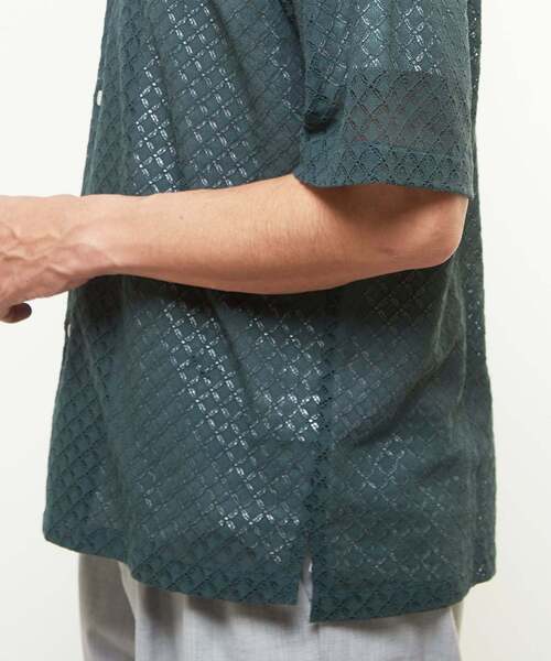 MEN'S MELROSE(メンズメルローズ)の「テクスチャーメッシュオープンカラーシャツ(シャツ/ブラウス・メンズ・ブラック/グリーン・2/4/3)」の8枚目の写真