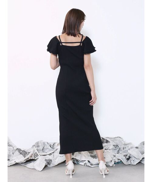 EATME（イートミー）の「ベルテッドラッフルフリルワンピース（ワンピース・レディース・グレー/ブラック/アイボリー・FREE）」の14枚目の写真