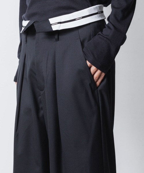 ATTACHMENT（アタッチメント）の「T/W/SI ストレッチギャバジン フラップトラウザーズ / T/W/SI STRETCH GABARDINE FLAP TROUSERS（スラックス・メンズ・グレー系/ブラック系/ダークネイビー/ブラック・1/2）」の5枚目の写真