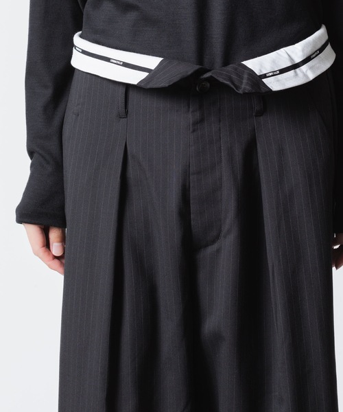 ATTACHMENT（アタッチメント）の「T/W/SI ストレッチギャバジン フラップトラウザーズ / T/W/SI STRETCH GABARDINE FLAP TROUSERS（スラックス・メンズ・グレー系/ブラック系/ダークネイビー/ブラック・1/2）」の15枚目の写真