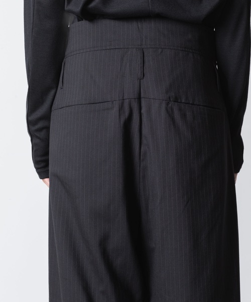 ATTACHMENT（アタッチメント）の「T/W/SI ストレッチギャバジン フラップトラウザーズ / T/W/SI STRETCH GABARDINE FLAP TROUSERS（スラックス・メンズ・グレー系/ブラック系/ダークネイビー/ブラック・1/2）」の17枚目の写真