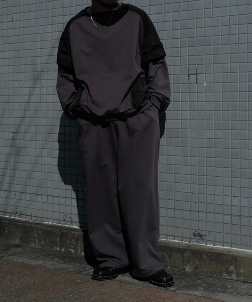 2AM(ツーエイエム)の「INTODUSK / ROWDY TRACK PANTS(スウェットパンツ・メンズ・チャコールグレー/ブラック・MEDIUM)」の7枚目の写真