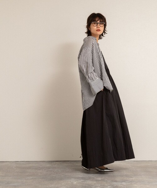 NOLLEY’S（ノーリーズ）の「【MAQWEL/マクウェル】ソフトタフタワンピース（ワンピース・レディース・ブラック/ブラウン・FREE）」の3枚目の写真