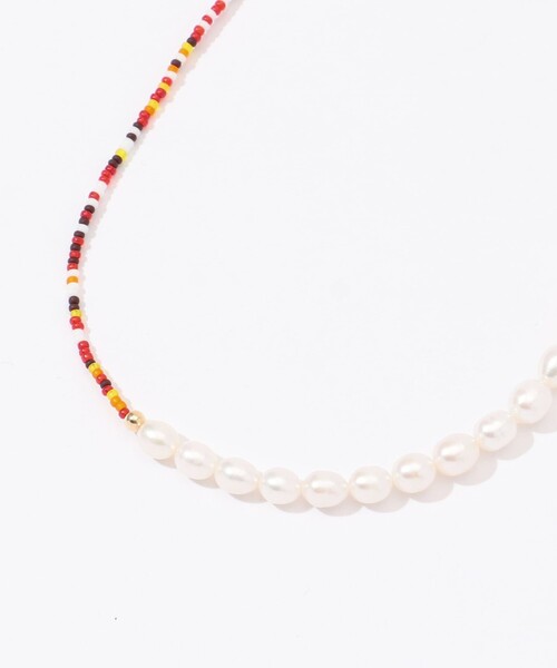 TOMORROWLAND (トゥモローランド)の「【別注】eliou パール×ビーズ ネックレス(ネックレス・レディース・レッド系その他・FREE)」の3枚目の写真