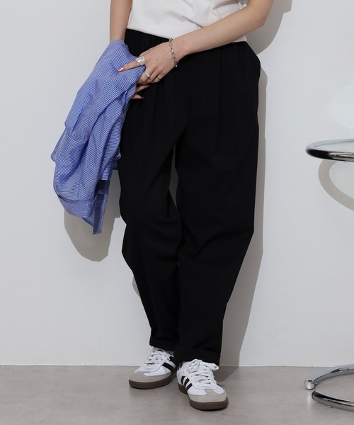 FUNALIVE(ファンアライブ)の「接触冷感ストレッチテーパードパンツ(その他パンツ・レディース・ベージュ/アイボリー/ブラック/カーキ・M-L)」の5枚目の写真